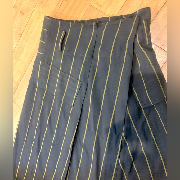 VINCE. Striped Utility Skirt - Black/Olive - Picture 4 of 6